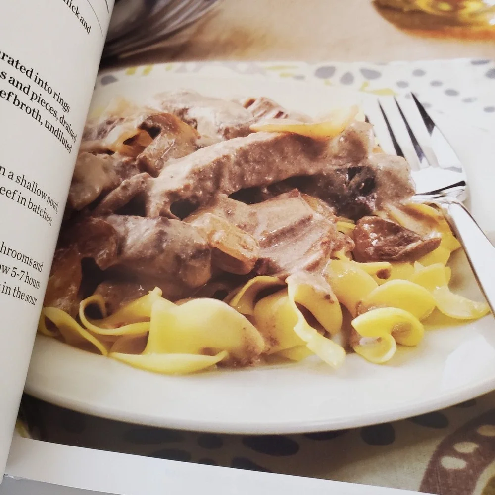 Lot Of 2 Taste of Home Large Print Make Ahead and Slow Cooker Hardcover EZ Read